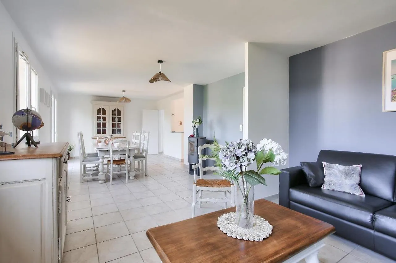 Erquy- Maison Familiale Pour 8 Adultes Et 2 Enfants Holiday home