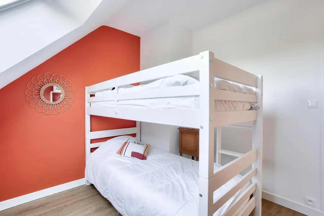 Holiday home Erquy- Maison Familiale Pour 8 Adultes Et 2 Enfants France